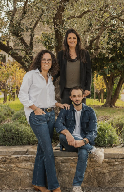Mélina, Camille et Rémi Monteillet